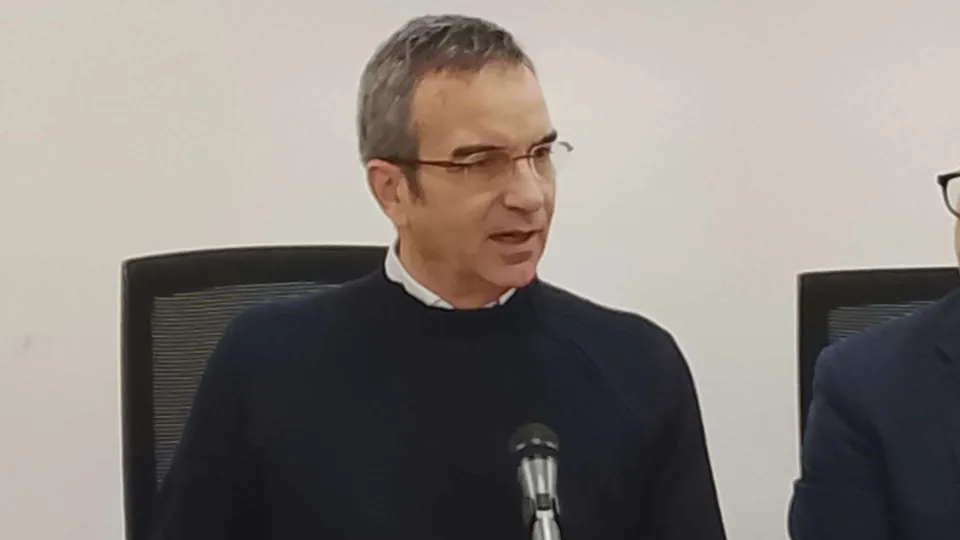 Erosione costiera, Occhiuto: "Ci vorrebbero procedure più veloci"