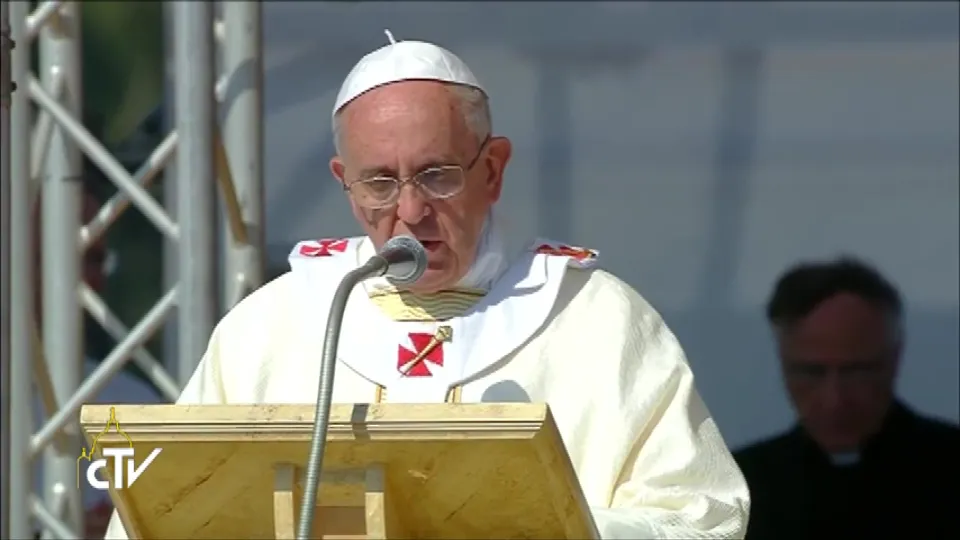 Papa Francesco a Cassano allo Jonio e la scomunica ai mafiosi
