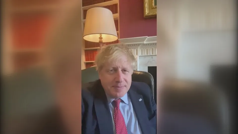 Coronavirus, risultato positivo il premier britannico Boris Johnson (VIDEO)