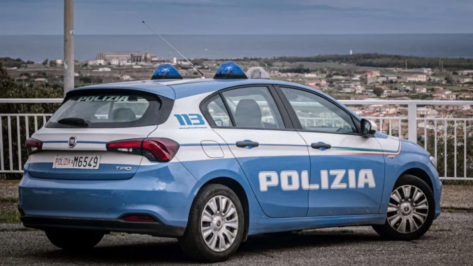 Crotone, controlli in sale scommesse: sanzioni, denunce e un arresto