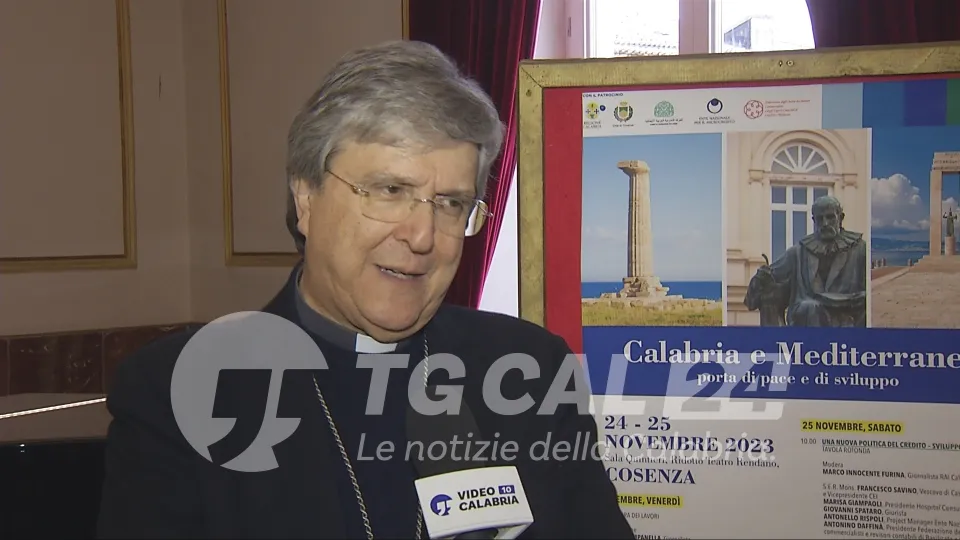 Mons. Francesco Savino: «Da uomo chiedo scusa alle donne»