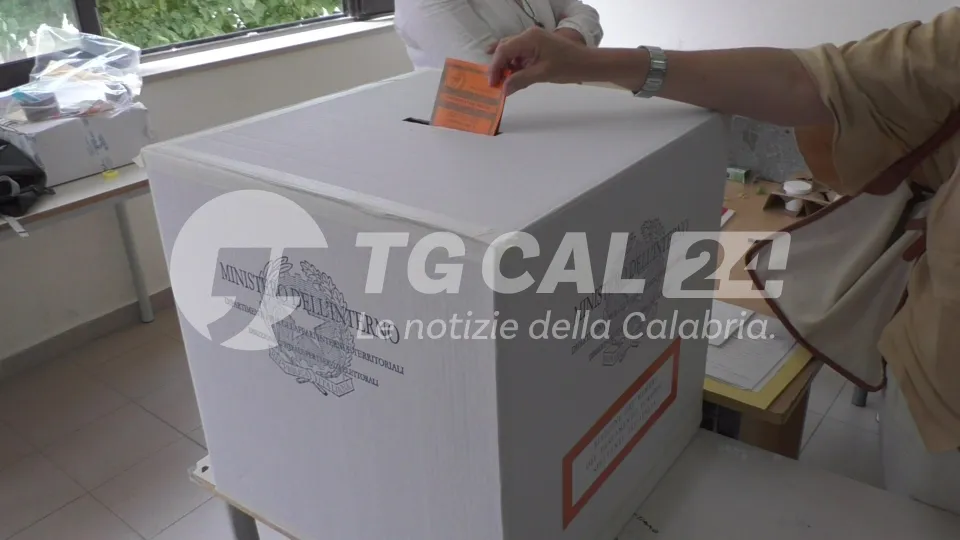 EUROPEE | Calabria premia i partiti di governo: sale Pd, crolla M5s