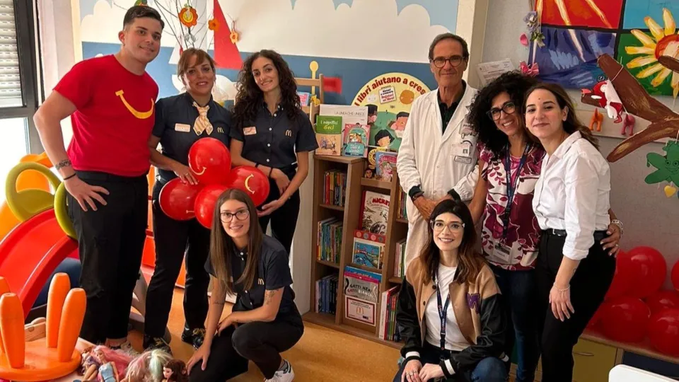 Mcdonald’s regala una biblioteca alla Pediatria dell'ospedale Pugliese-Ciaccio