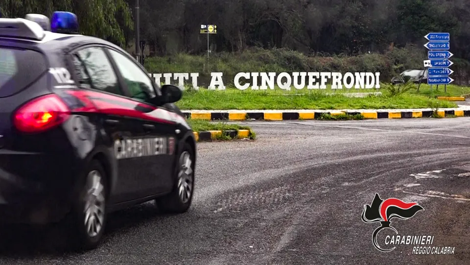 Violenza sessuale a scuola su una bimba di 7 anni: arrestato