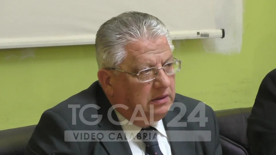 Morto l'ex sindaco di Mesoraca, Armando Foresta: era stato presidente ff della Provincia di Crotone
