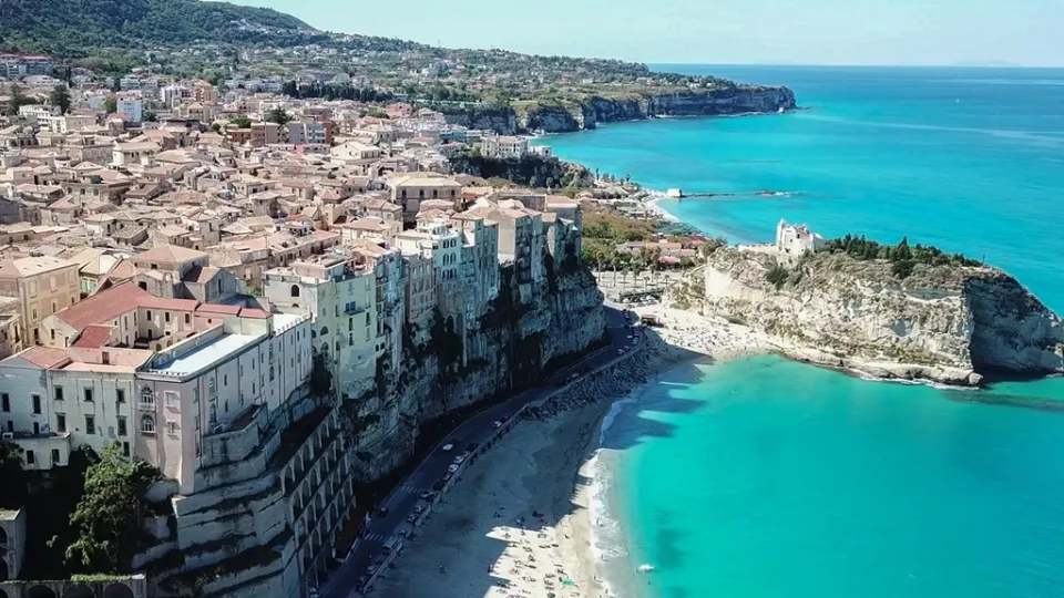 Infiltrazioni mafiose: confermato scioglimento Comune Tropea
