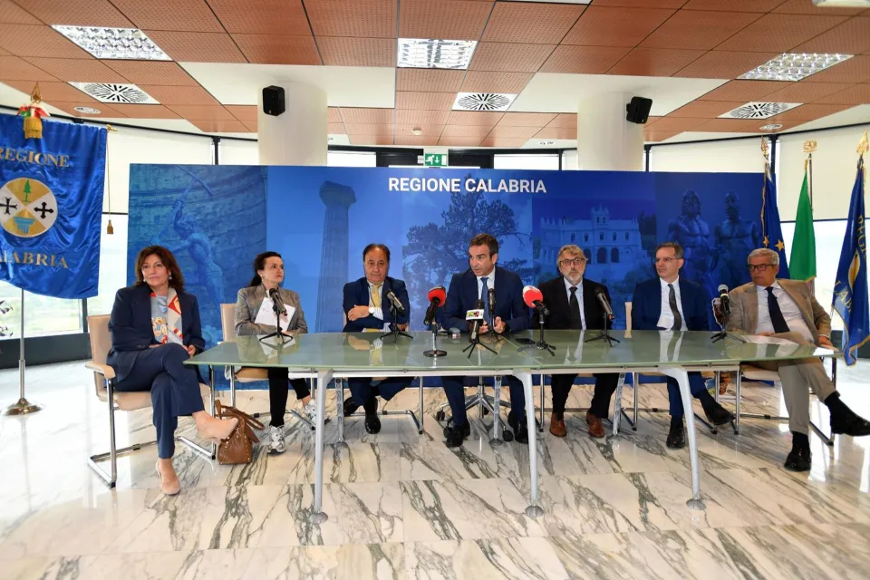 Sanità: 433 domande presentate al maxi concorso per 263 medici in Calabria