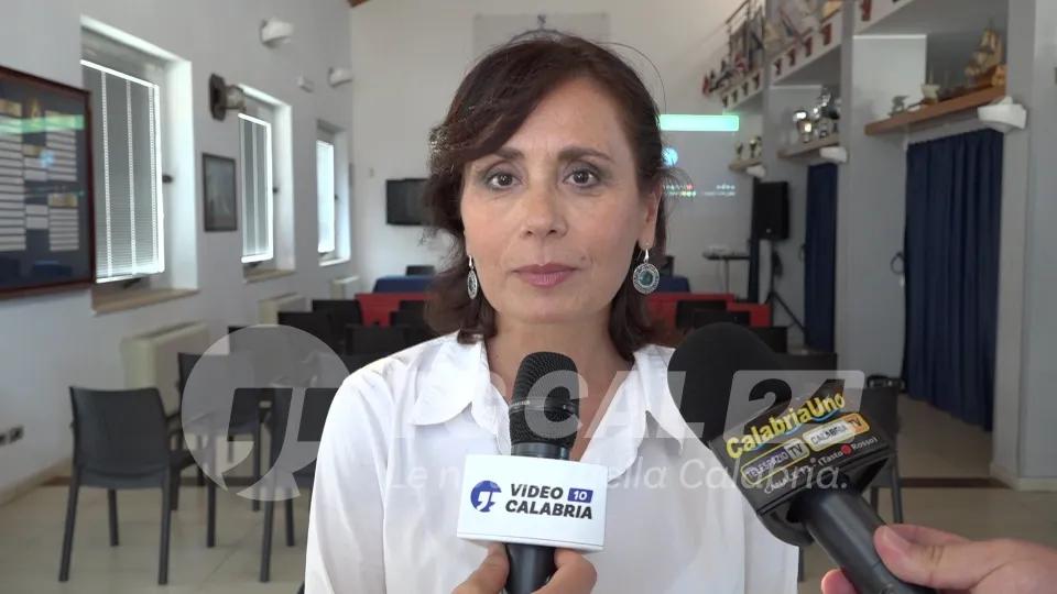 Comune di Crotone: si è dimessa l'assessora Maria Bruni