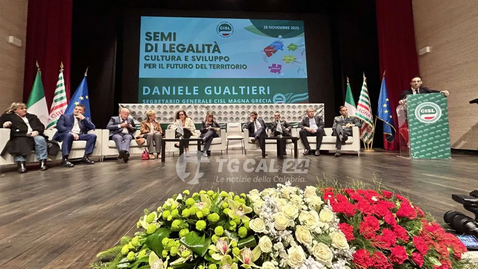 "Semi di legalità": a Crotone il talk della Cisl con gli studenti