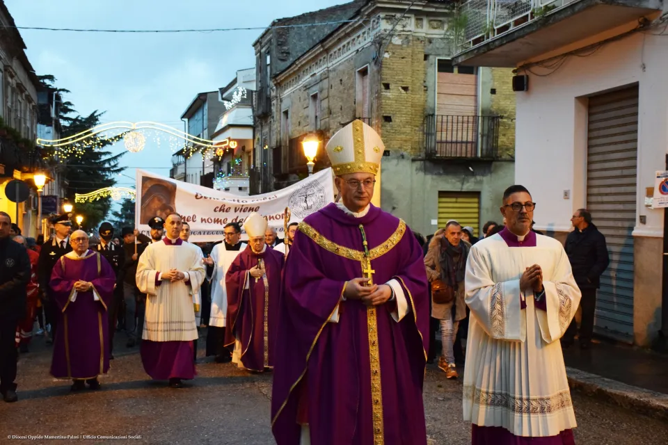 Oppido Mamertina accoglie mons. Giuseppe Alberti (FOTO)