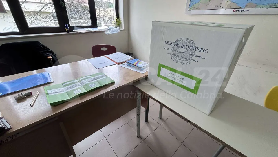 REFERENDUM | Alle 12 affluenza in Calabria al 9,74%