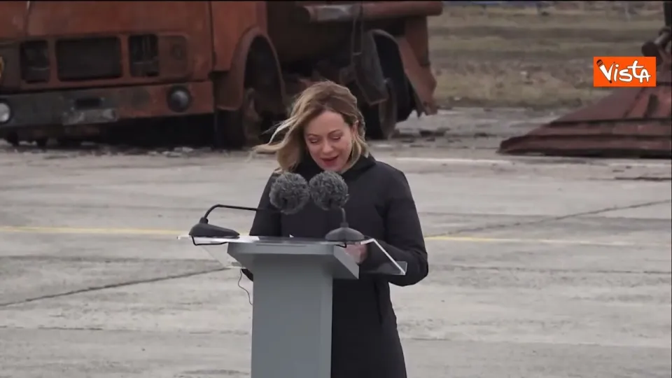 L'intervento di Giorgia Meloni in Ucraina per la cerimonia dei due anni dall'inizio della guerra