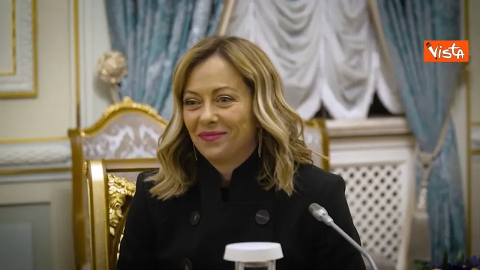 Le immagini dell'incontro tra Meloni e Zelensky a Kiev
