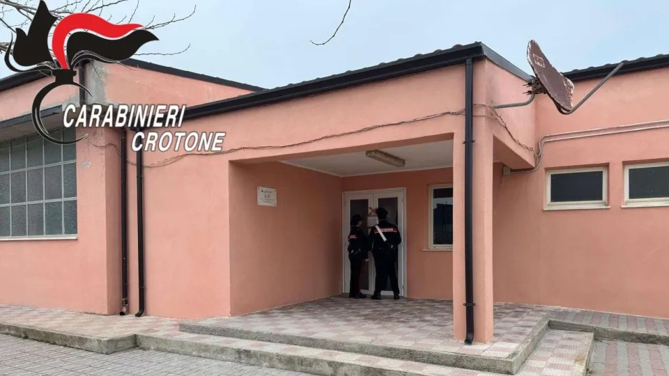 Isola Capo Rizzuto: sequestrato edificio scolastico pericolante