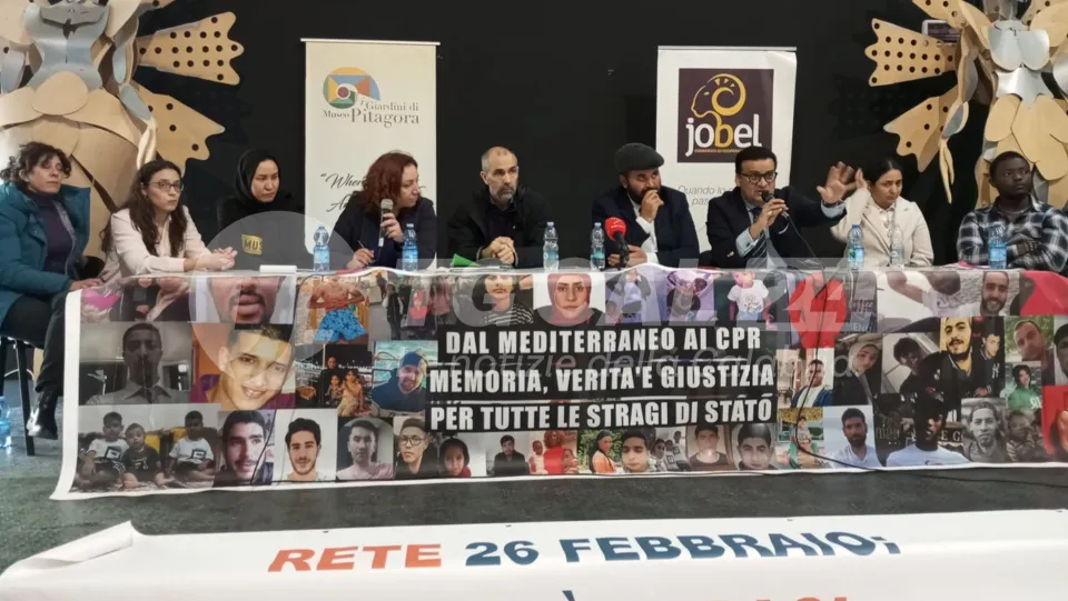 Famigliari e superstiti del naufragio di Cutro faranno causa al Governo