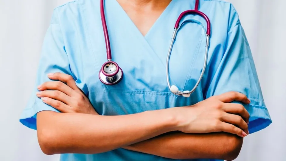 Sanità, assunti a tempo indeterminato 17 nuovi infermieri all'ospedale di Cosenza