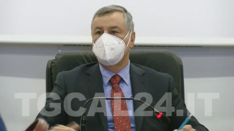 VIDEO | Covid, a Crotone terminata la prima fase di vaccinazioni: ritardi per l'inizio della seconda
