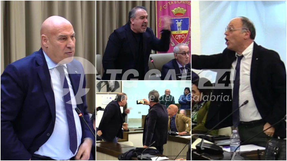 Rissa sfiorata durante il Consiglio Comunale a Crotone
