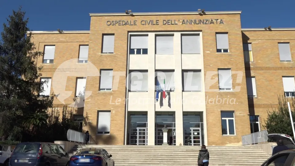 Intossicazione da botulino: 17enne in terapia intensiva