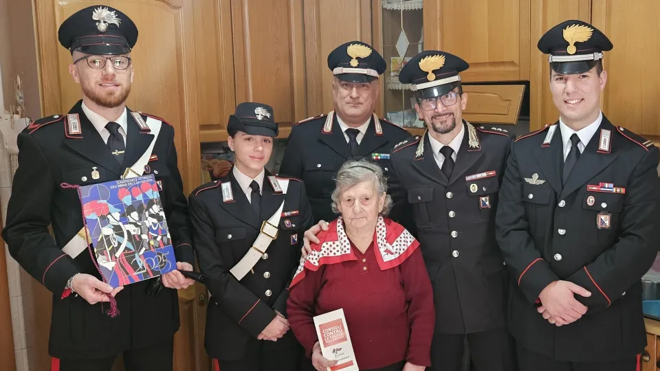 Truffa ad un'anziana di Caraffa, arrestate tre persone: il racconto della donna