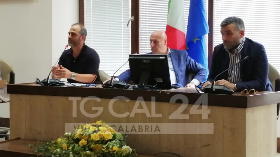 Il Comune di Crotone esce dall'incubo Corte dei Conti: eliminato il blocco della spesa discrezionale