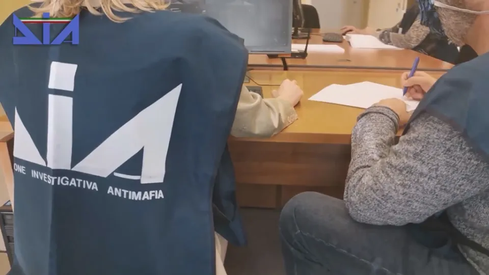 Confiscati beni per 7 milioni tra Messina e Crotone ad imprenditore vicino alla mafia barcellonese