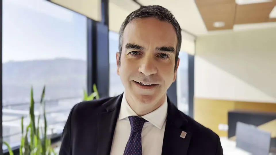 Occhiuto quarto in Italia per gradimento nel Governance Poll 2026