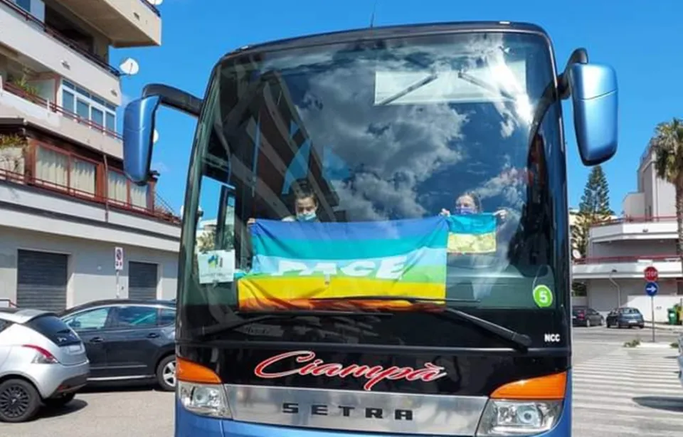 Guerra in Ucraina, arrivati ed accolti a Crotone 60 profughi: nessun problema sanitario riscontrato
