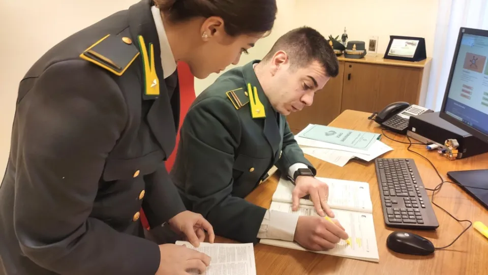 Acquisivano società in crisi per portarle al fallimento, fermata la "Banda del buco": 15 arresti e sequestri per 32 mln