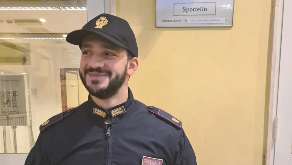 Salva la vita ad un bimbo di 2 anni che stava per soffocare: è calabrese il poliziotto eroe