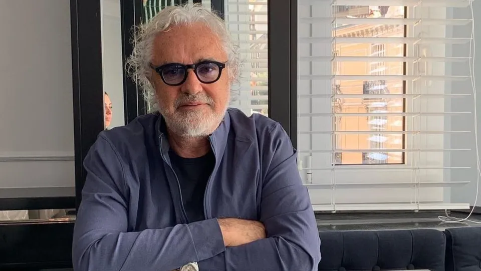 Coronavirus, Flavio Briatore positivo al Covid: ricoverato a Milano