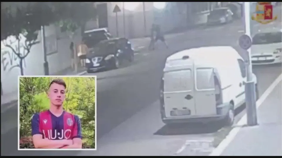 Dal Comune di Crotone un riconoscimento a Davide Ferrerio