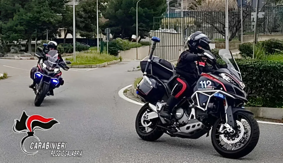 I Carabinieri arrestano 2 uomini per maltrattamenti alle mogli