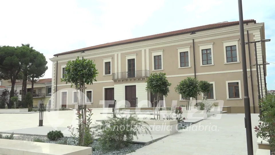 Nuovo teatro comunale di Crotone: c'è (finalmente) la data di inaugurazione