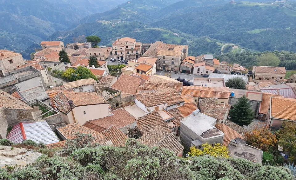 IO SCELGO CALABRIA in Tv – A Bova (Calabria Grecanica), per incontrare uno dei borghi più belli d'Italia