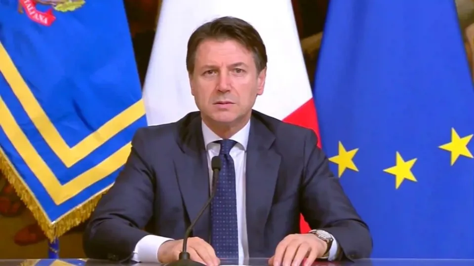 Coronavirus, il Governo vara un decreto da 400 miliardi per le imprese (VIDEO)