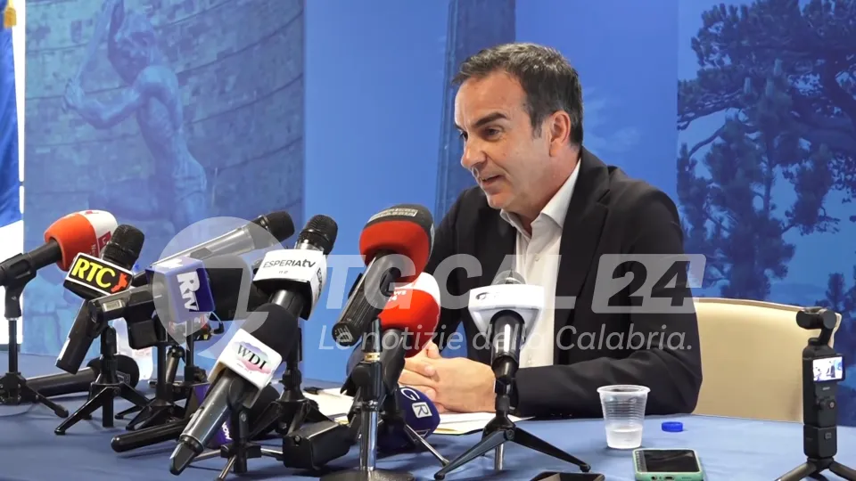 Indagine per corruzione, Occhiuto: "Entro fine mese sarò sentito in Procura"