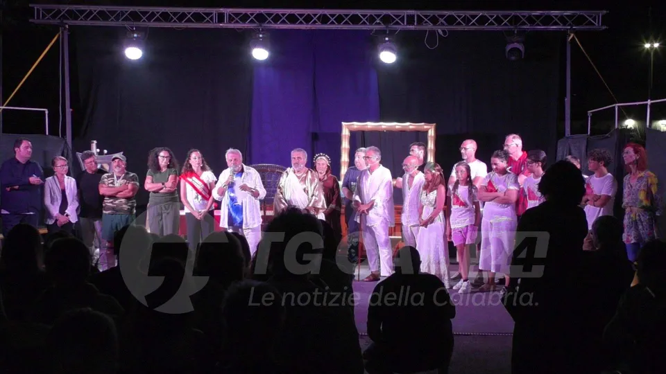 Giornalisti crotonesi in scena ricordano i cronisti uccisi a Gaza