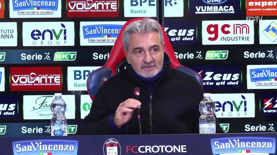 SERIE B | Calcio, il presidente del Crotone tuona contro i calciatori: «Dovrebbero vergognarsi» (VIDEO)