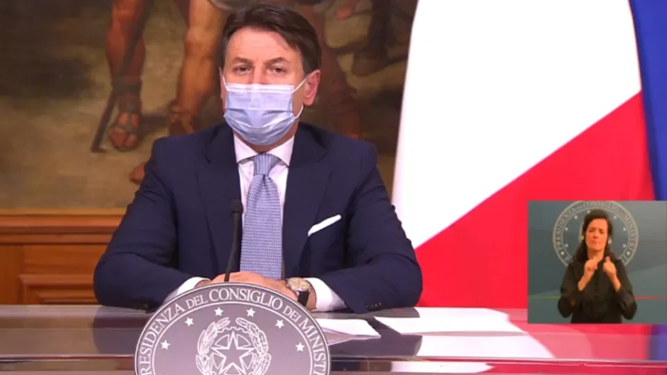 Calabria zona rossa, da venerdì scattano le nuove restrizioni: ecco cosa è previsto nel Dpcm (VIDEO)
