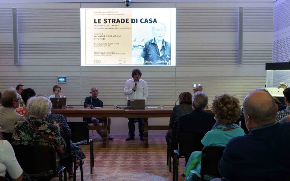 Cultura: inaugurata a Roma la mostra fotografica “Le strade di casa" con scatti di Teti e Piermarini