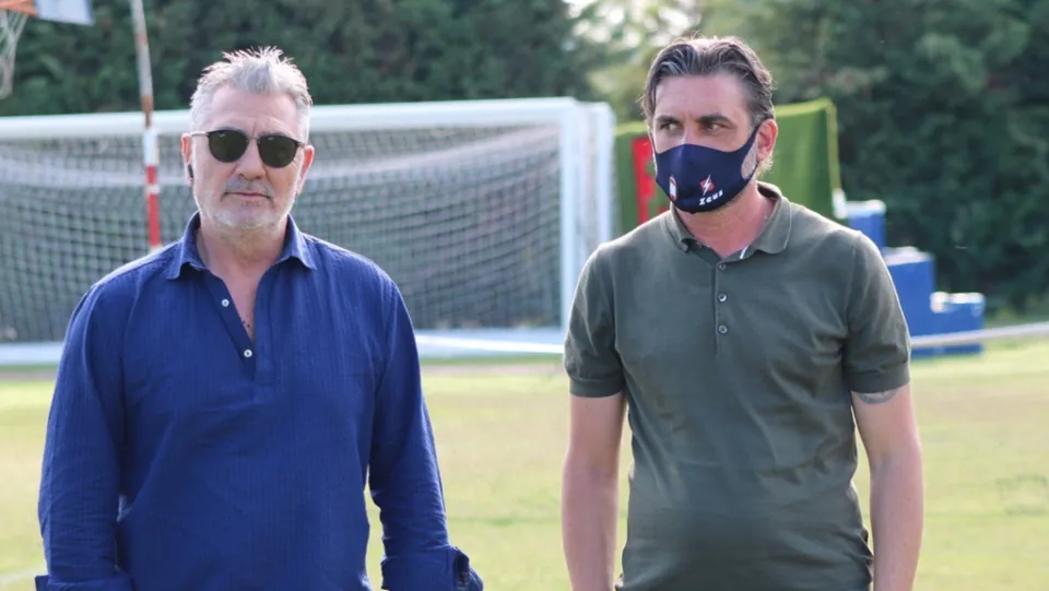 Calcio, venerdì l'amichevole tra Crotone e Vibonese nel "1° Trofeo Luigi Vrenna"