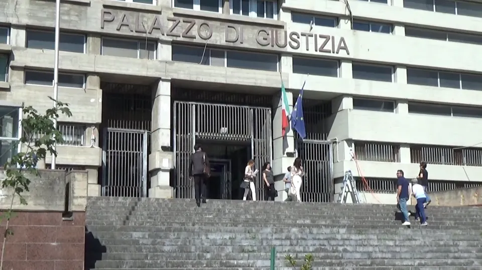Cosenza, il Vice sindaco Sacco respinge le accuse davanti al gip