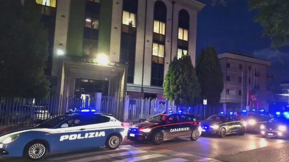 Controlli nel Vibonese: alcol a un minore, denunciato gestore
