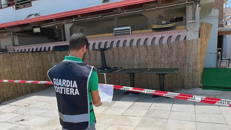 Guardia Costiera, controlli sul litorale: scatta un sequestro a Strongoli