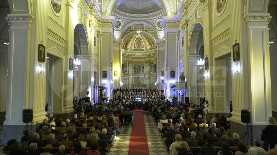 Grande successo per il concerto di Cori Uniti Calabria “Tu sei la nostra speranza”