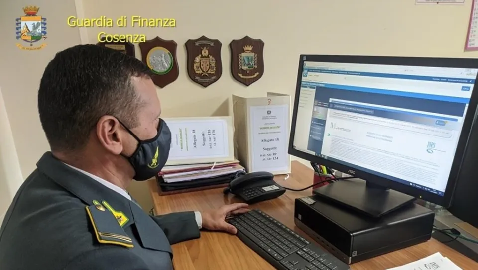 Scoperti 170 furbetti del Reddito di Cittadinanza nel Cosentino: stimato danno di 1,3 milioni di euro