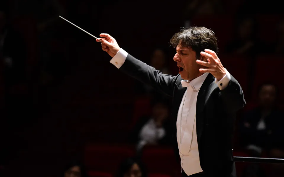Un viaggio alla scoperta di sé, tra musica e filosofia: il romanzo d'esordio del maestro Antonio Puccio