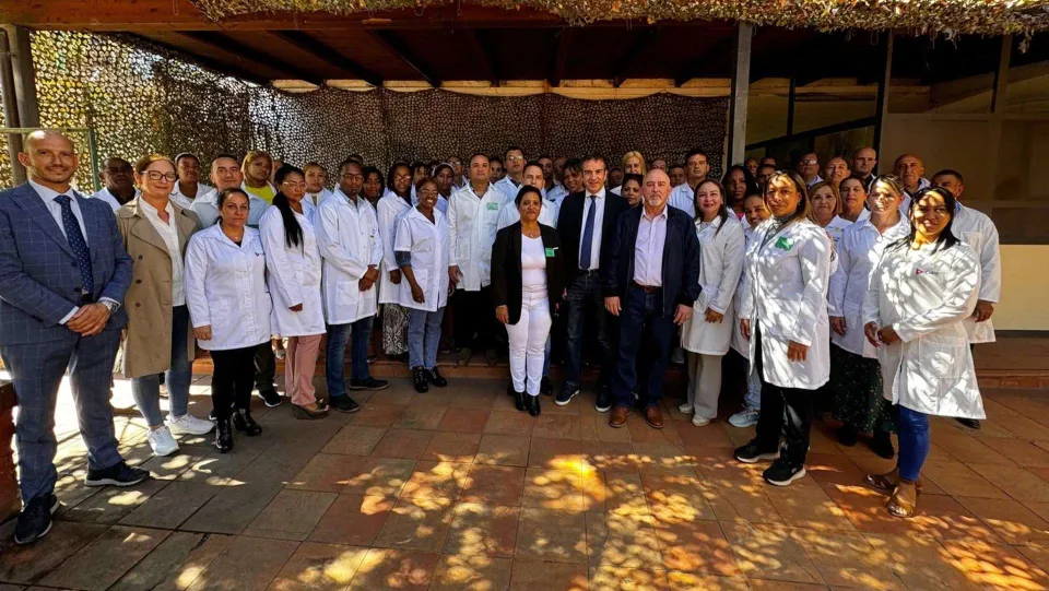 Sanità, arrivati altri 66 medici cubani: in Calabria sono in totale 333