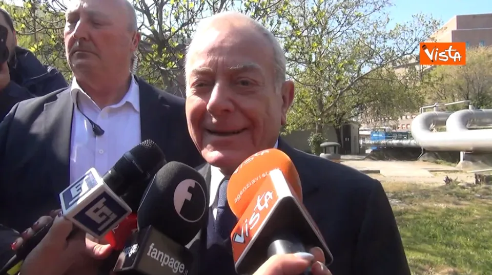 Letta: "Berlusconi sta meglio di quanto potessi pensare, tornerà in campo" (VIDEO)